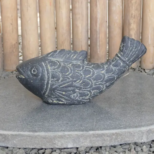 Product image of the product “Fish, 28 cm L | Cast stone, handcrafted & coloured 28 cm”